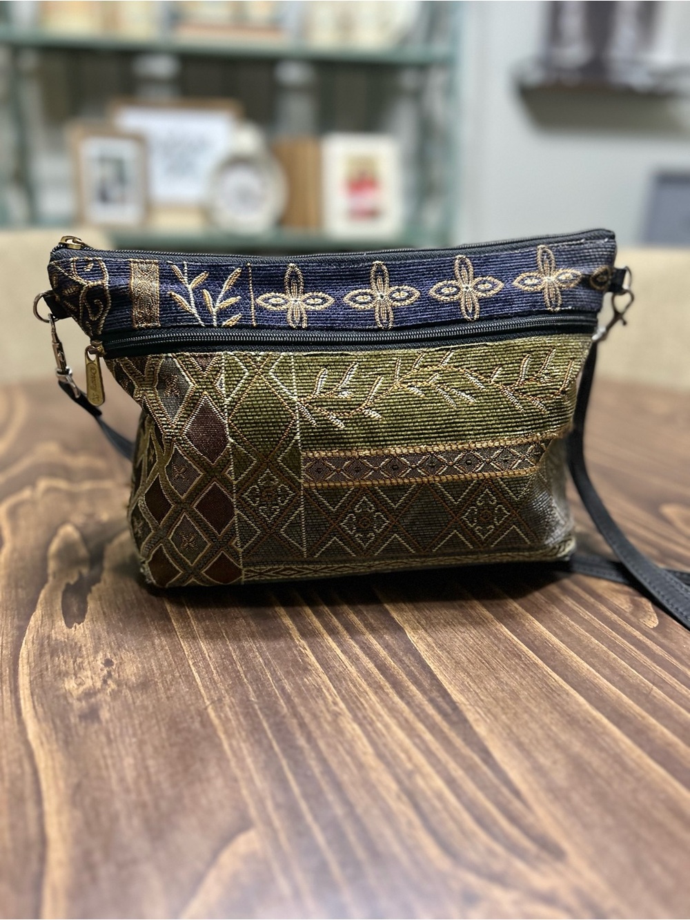 Danny Kaye Tapestry Purse Made In Beverly Hills USA